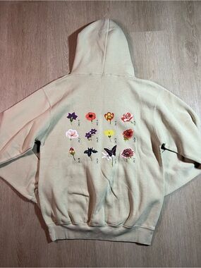 Floral Grid Graphic Hoodie in Light Beige